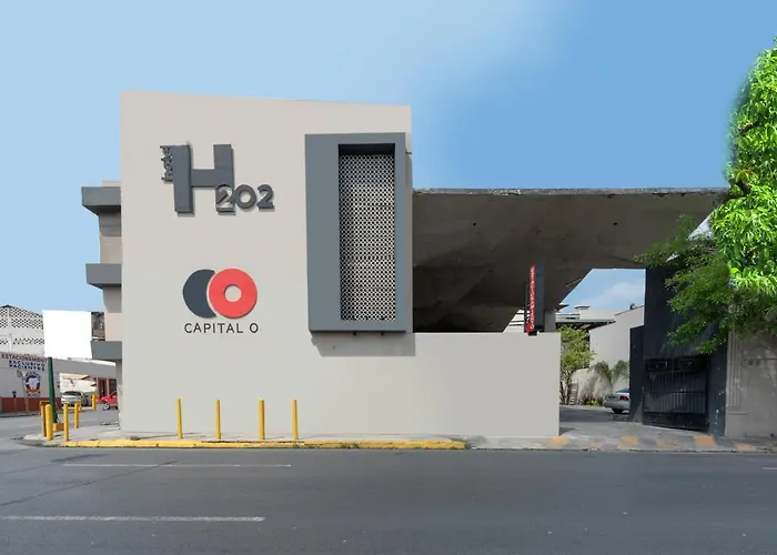 Hotel 202 Monterrey